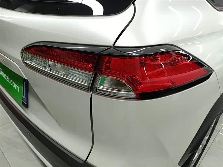 Фото 8 - Toyota Corolla Cross