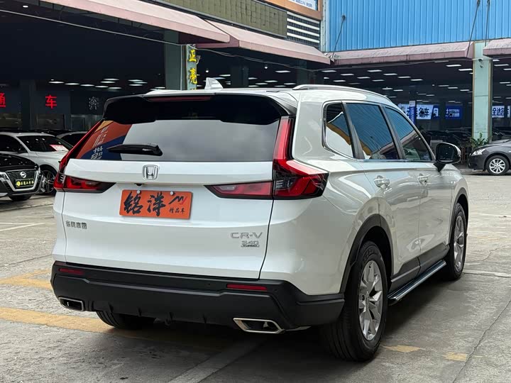 Фото 4 - Honda CR-V