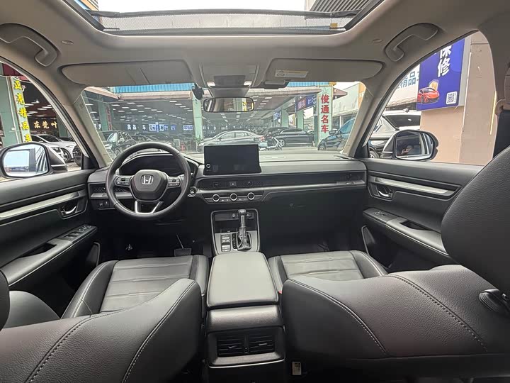 Фото 9 - Honda CR-V