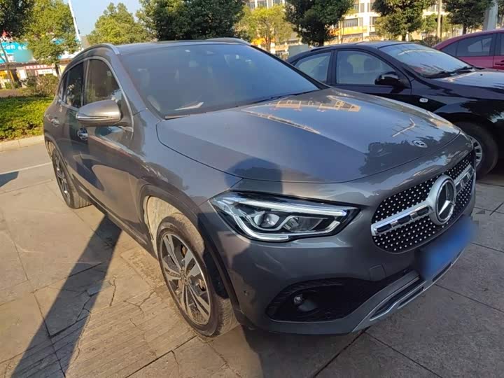 Фото 4 - Mercedes-Benz GLA-Class