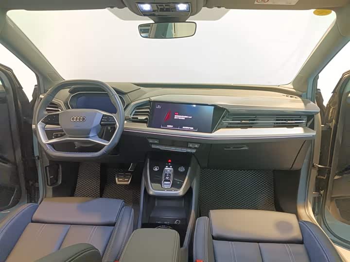 Фото 6 - Audi Q4 e-tron