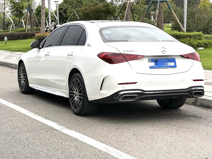 Фото 7 - Mercedes-Benz C-Class