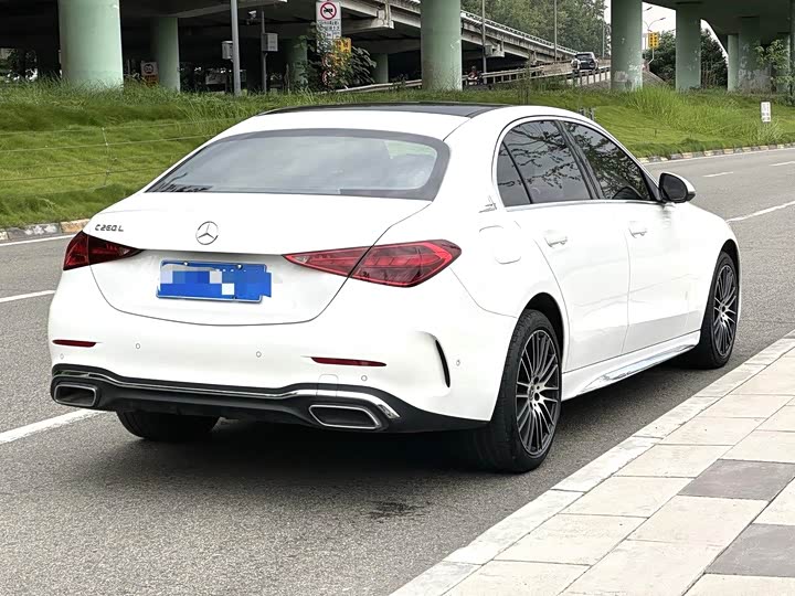 Фото 9 - Mercedes-Benz C-Class