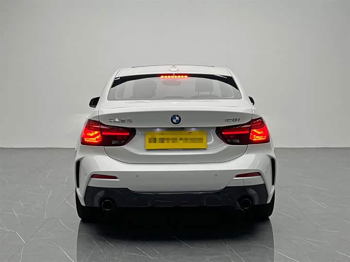 Фото 5 - BMW 1 Series