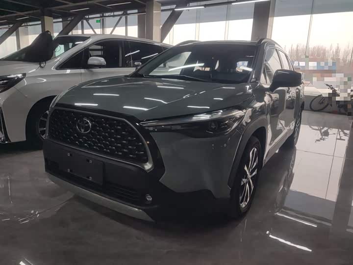 Фото 1 - Toyota Corolla Cross