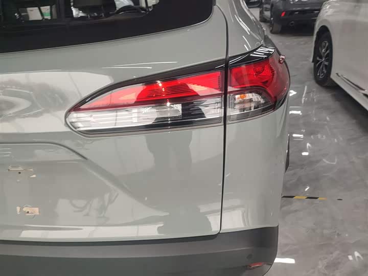 Фото 8 - Toyota Corolla Cross