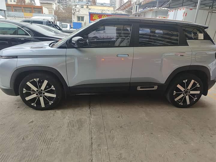 Фото 5 - Geely Icon