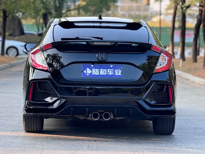 Фото 3 - Honda Civic