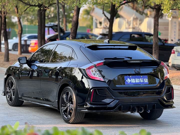 Фото 5 - Honda Civic