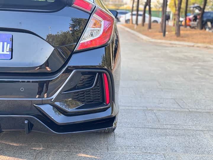 Фото 6 - Honda Civic