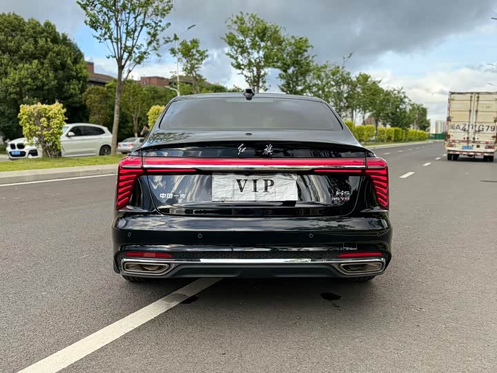 Фото 6 - Hongqi H5