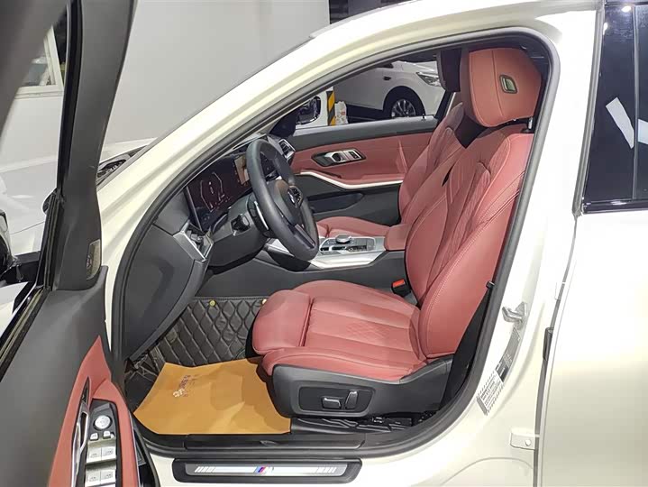 Фото 9 - BMW 3 Series