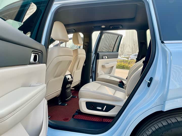 Фото 6 - LiXiang One