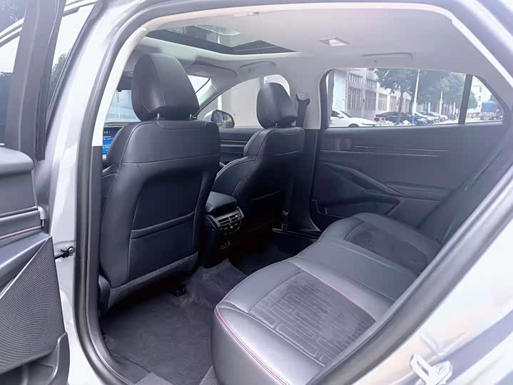 Фото 7 - Ford Mondeo