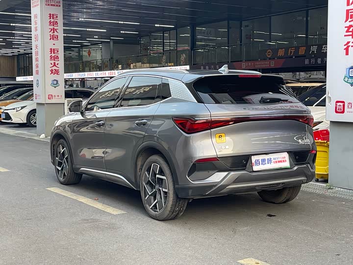 Фото 3 - BYD Yuan Plus