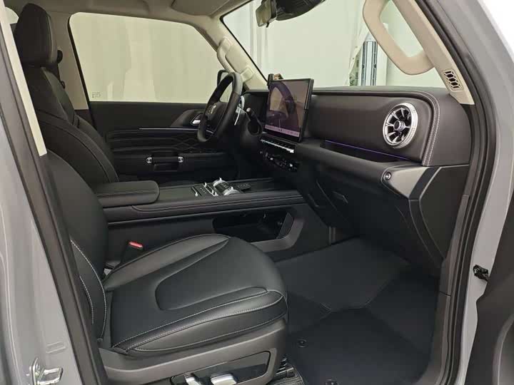 Фото 9 - Tank 300 Hybrid