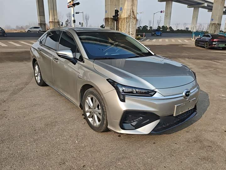 Фото 4 - GAC Aion S