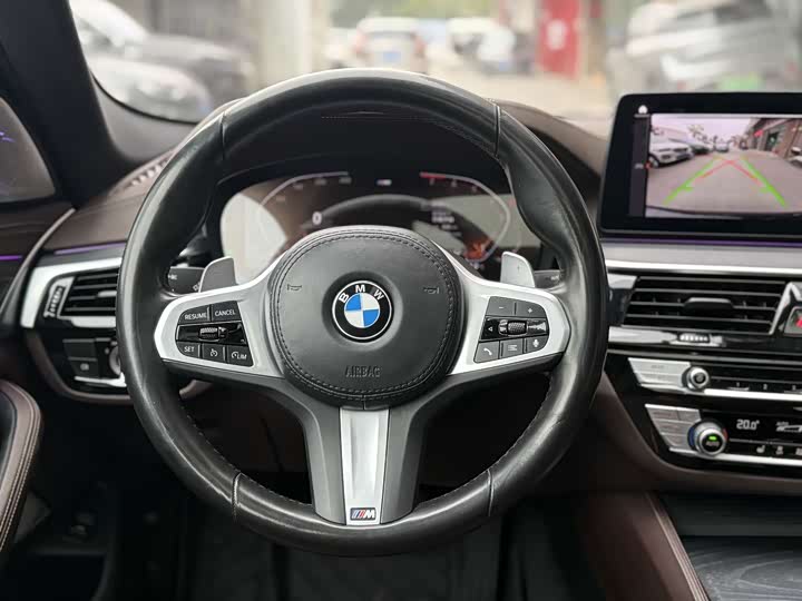 Фото 5 - BMW 5 Series
