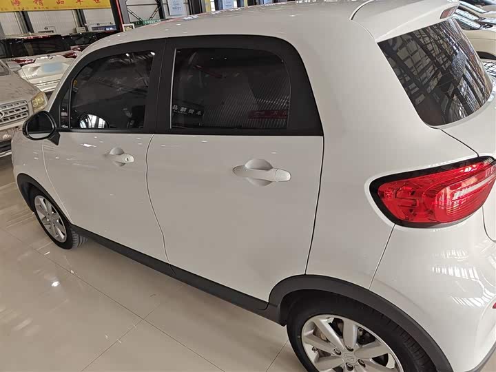 Фото 5 - Leapmotor T03