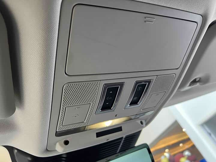 Фото 7 - Land Rover Range Rover Evoque L