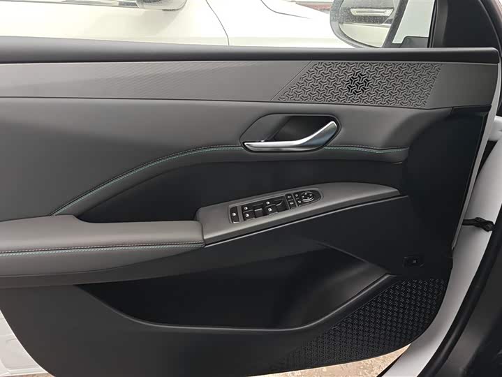 Фото 7 - BYD Qin Plus