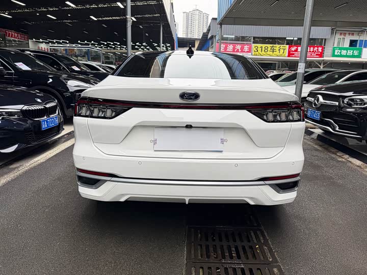 Фото 5 - Ford Mondeo