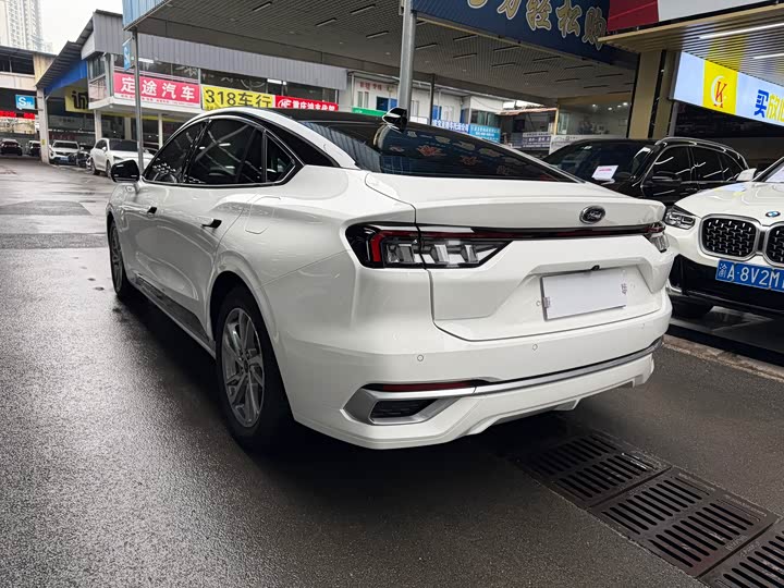 Фото 6 - Ford Mondeo