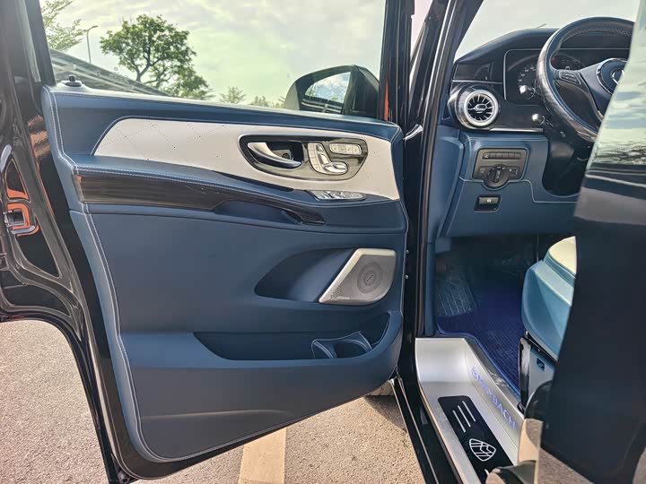 Фото 7 - Mercedes-Benz Vito