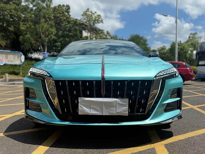 Фото 2 - Hongqi H6