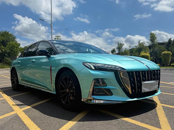 Фото 3 - Hongqi H6