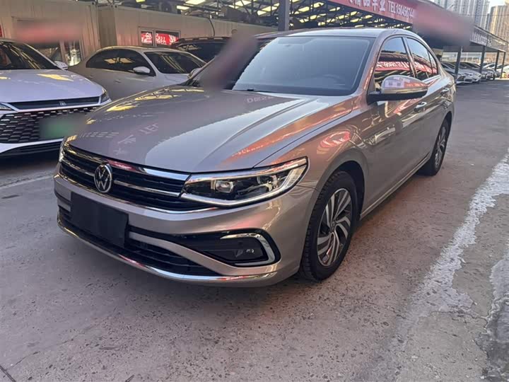 Фото 1 - Volkswagen Bora