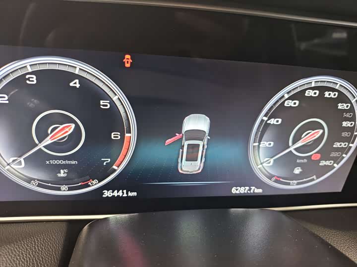 Фото 5 - Hongqi HS5