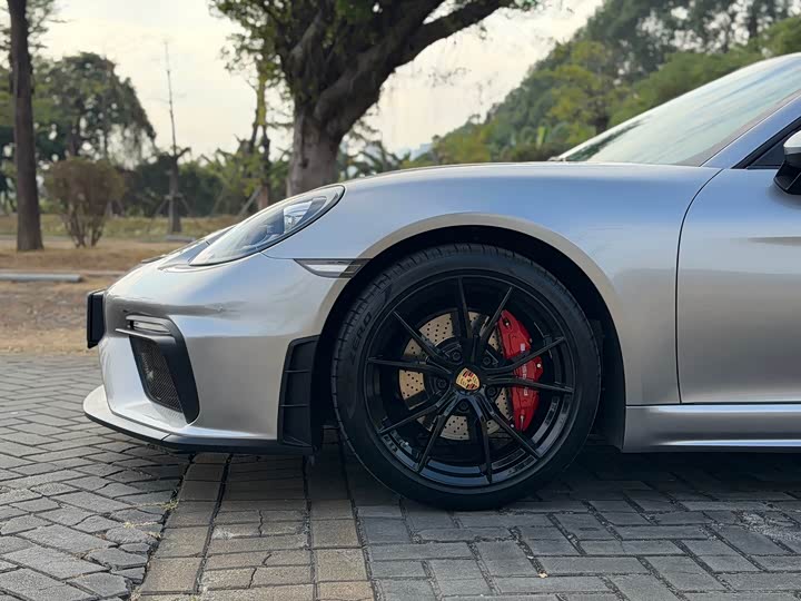 Фото 4 - Porsche 718