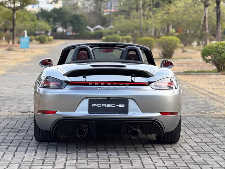 Фото 6 - Porsche 718