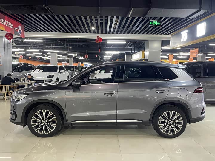 Фото 3 - BYD Song Pro Hybrid