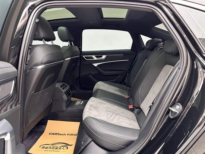 Фото 9 - Audi A6L