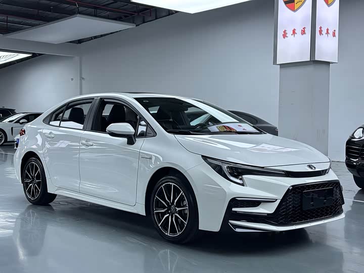 Фото 3 - Toyota Levin