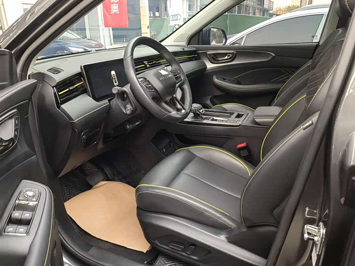 Фото 8 - Roewe RX5