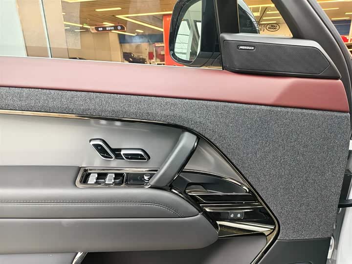 Фото 9 - Land Rover Range Rover Sport