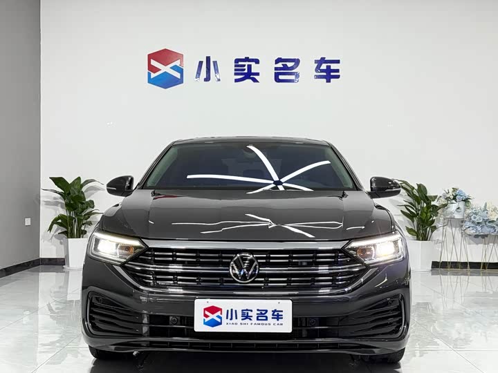 Фото 2 - Volkswagen Sagitar L