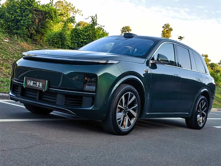 Фото 1 - LiXiang L8