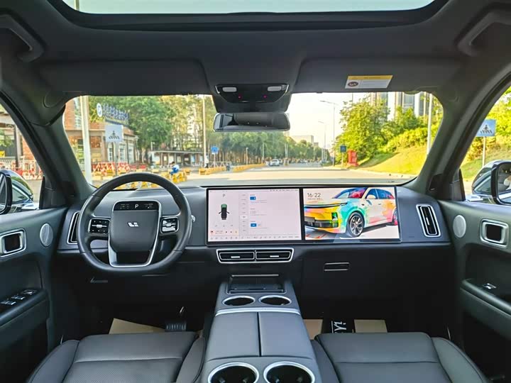 Фото 8 - LiXiang L8