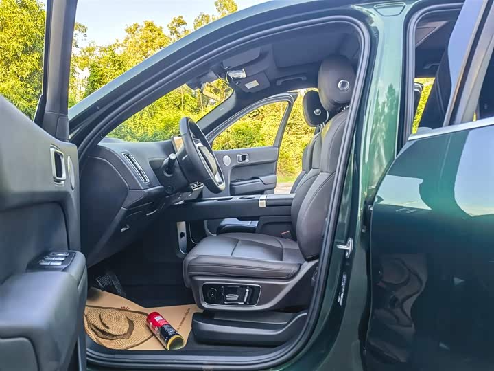 Фото 9 - LiXiang L8