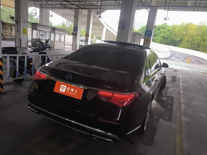 Фото 2 - Mercedes-Benz Maybach S-Class