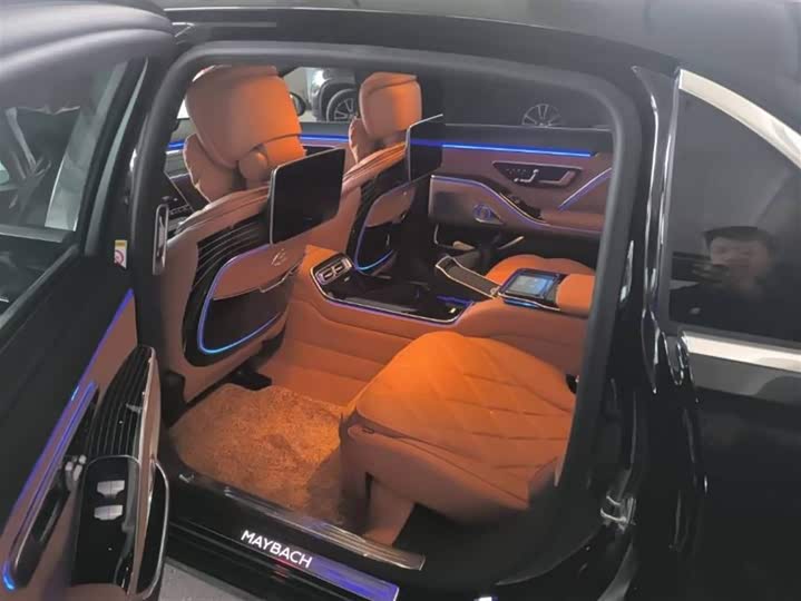 Фото 5 - Mercedes-Benz Maybach S-Class