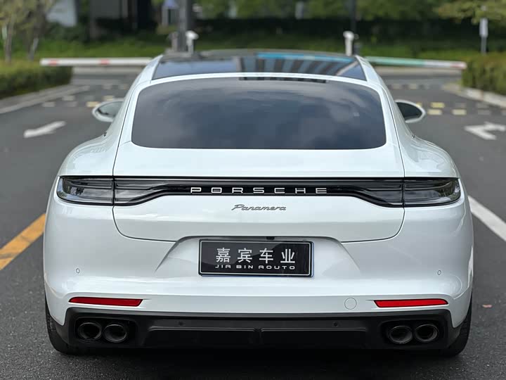 Фото 6 - Porsche Panamera