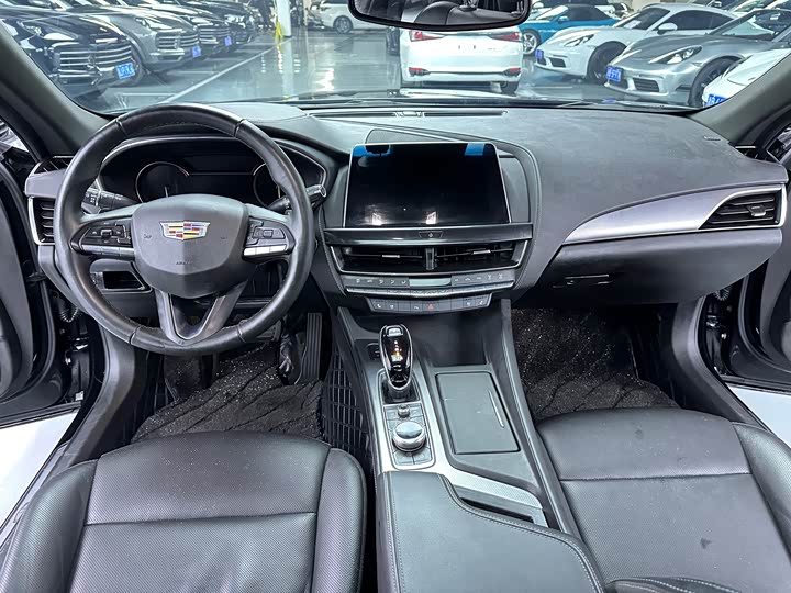 Фото 6 - Cadillac CT5