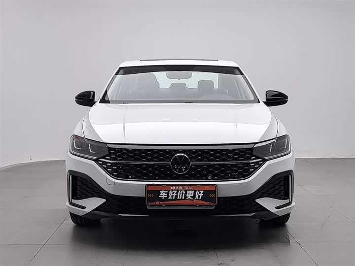 Фото 3 - Volkswagen Lavida