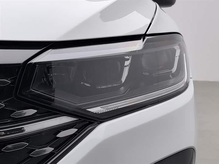 Фото 7 - Volkswagen Lavida