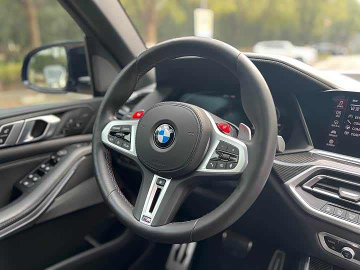 Фото 9 - BMW X5 M